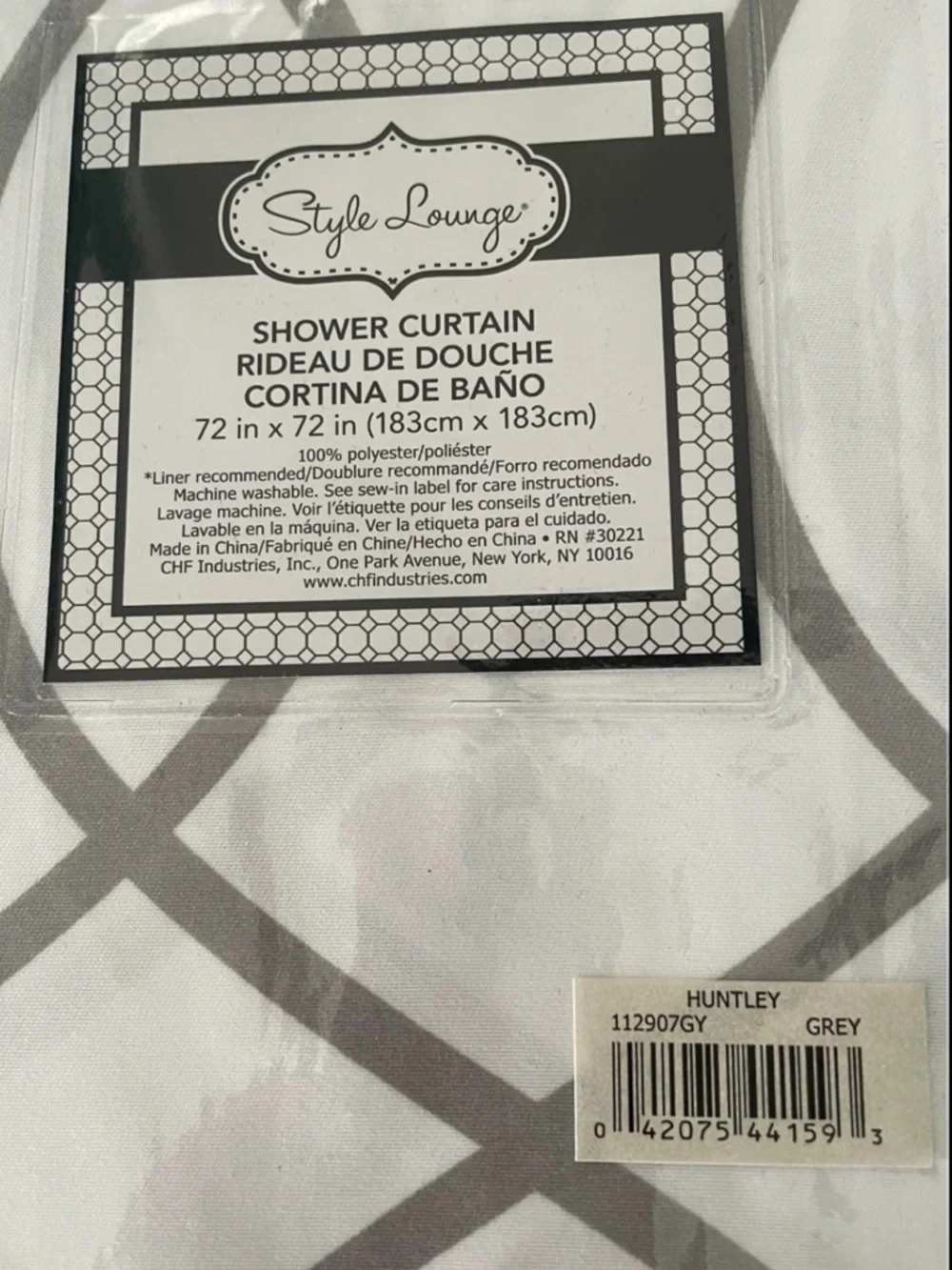 Style Lounge  Huntley Gray and White Geometric Fabric Shower Curtain